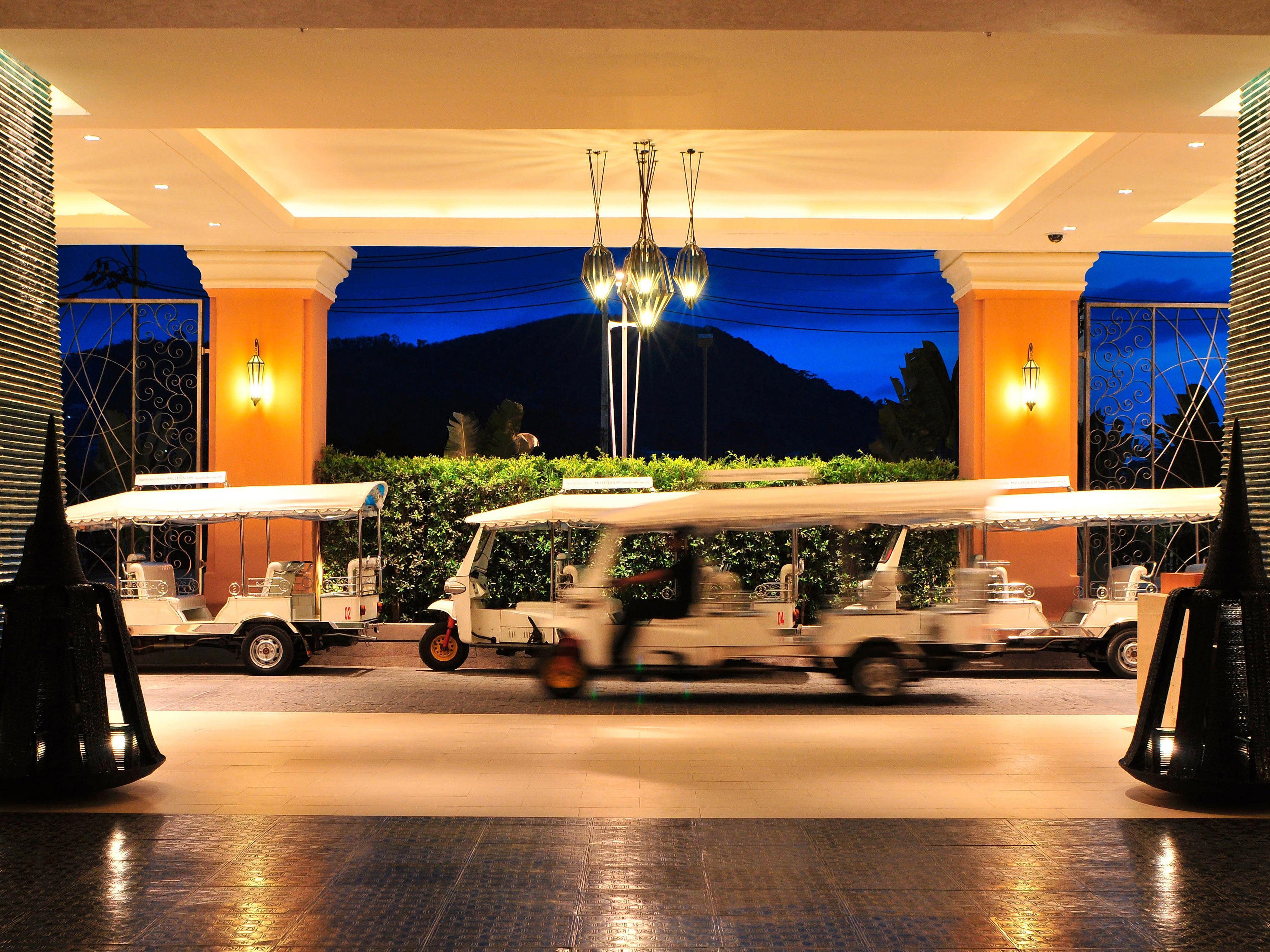 M Social Phuket Station touristique Patong