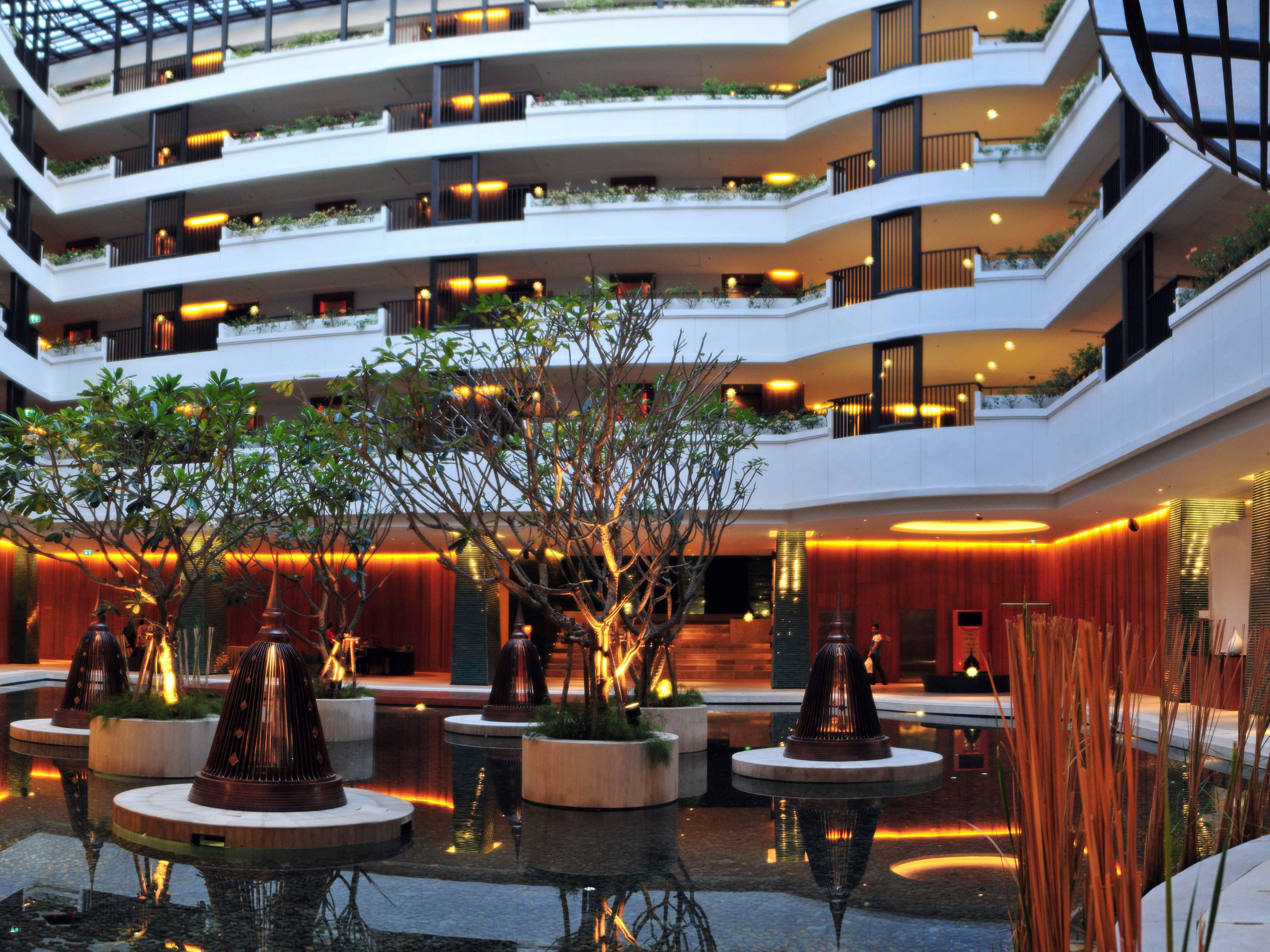 Station touristique M Social Phuket 5*
